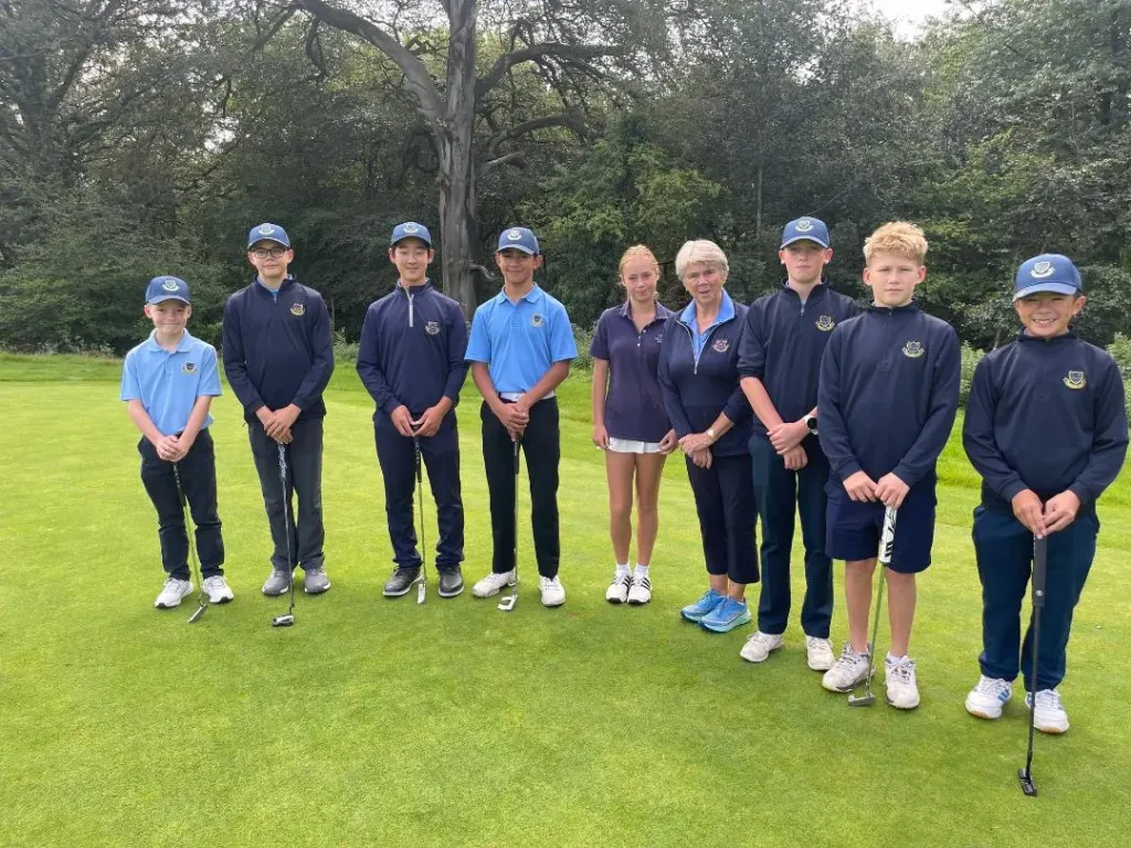 Under 14s enjoy match at Hale